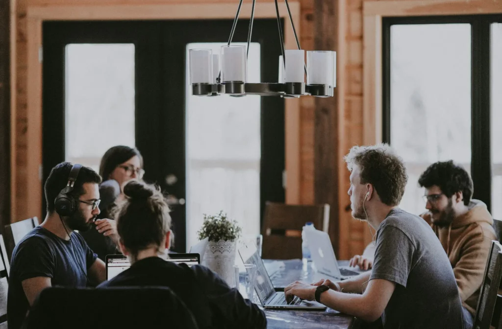 focus group that pays cash — participants in a paid research session (quick cash job)